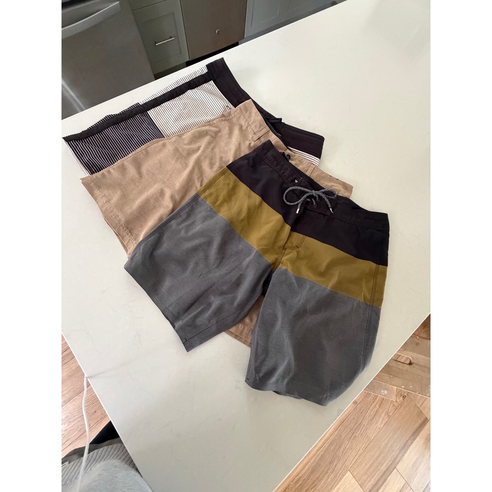 Quiksilver Mens Shorts Bundle Size 34 Boardshorts Hybrid Striped Colorblock 3PK